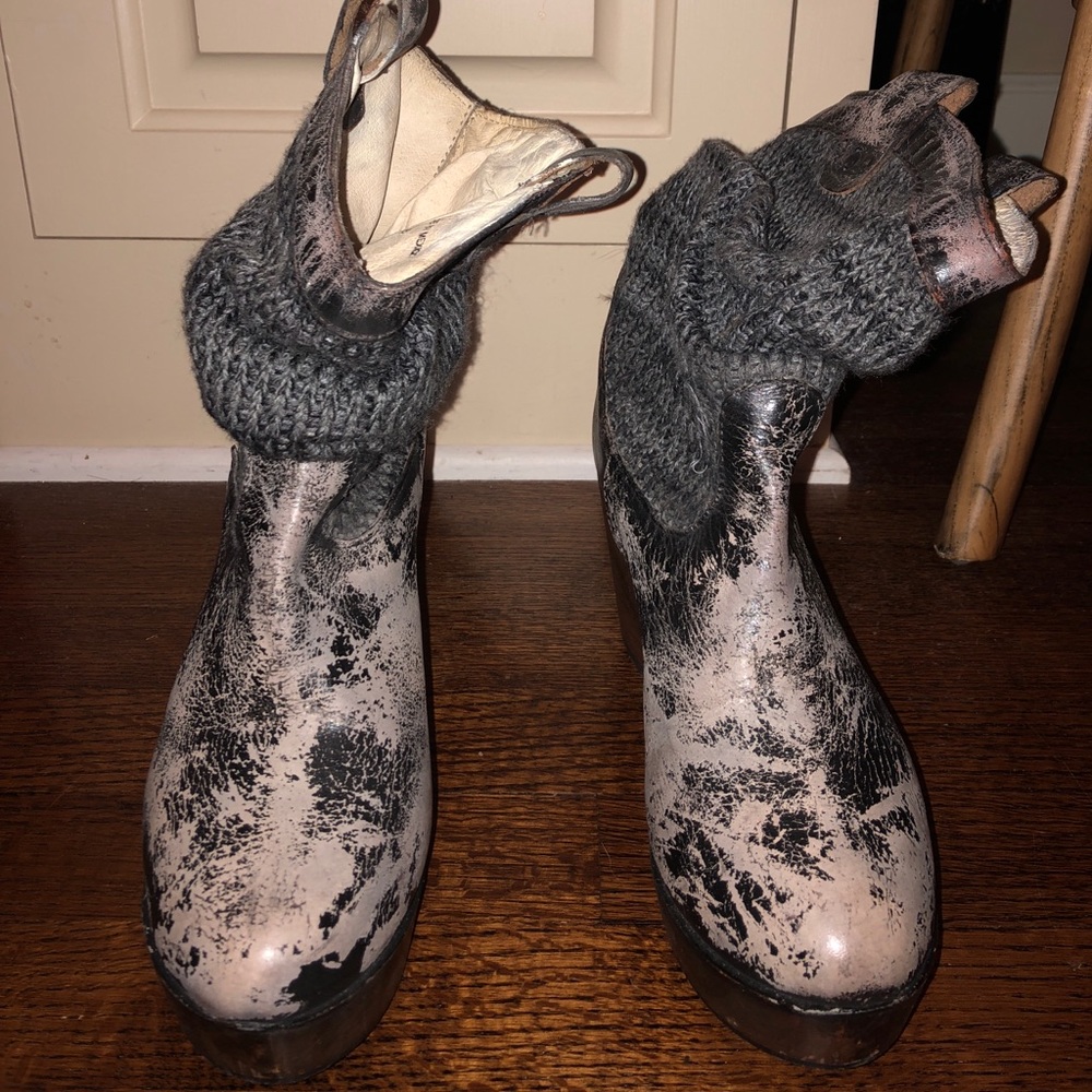 Never worn